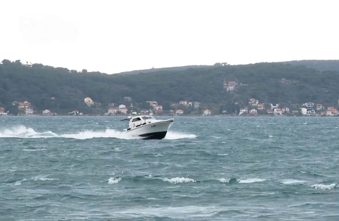 Stanovnici Otoka U Zadarskom Akvatoriju Bijesni Su Na Jadroliniju