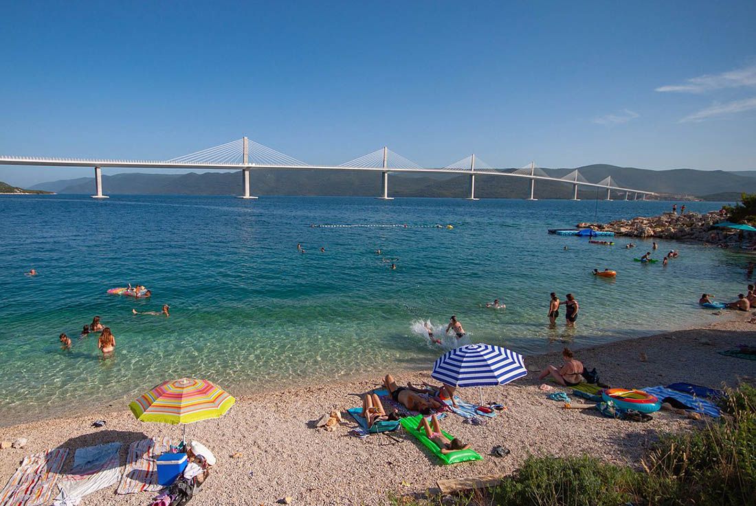 FOTO Pogledajte kako izgleda Pelješki most tri tjedna prije službenog